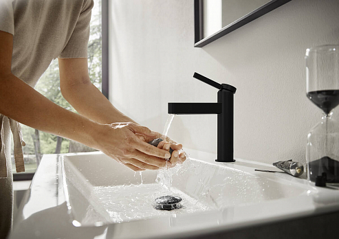 Кран для холодной воды Hansgrohe Finoris 100 76013670, матовый черный
