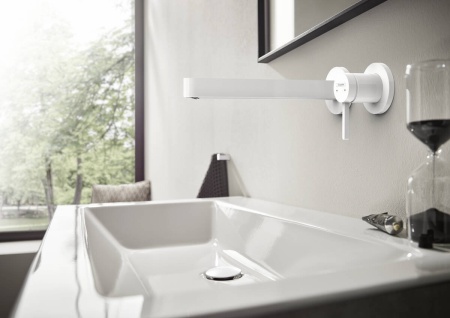 Hansgrohe Finoris Смеситель для раковины однорычажный скрытого монтажа настенный с изливом 22,8 см белый матовый 76050700