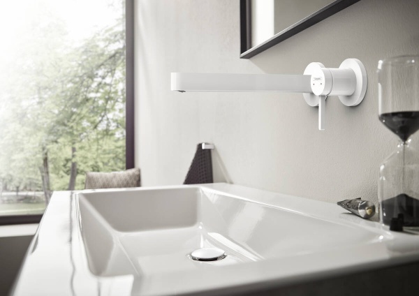 Hansgrohe Finoris Смеситель для раковины однорычажный скрытого монтажа настенный с изливом 22,8 см белый матовый 76050700
