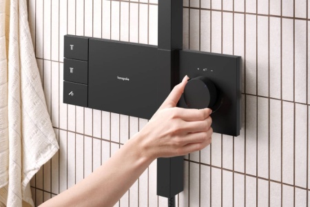 Душевая стойка Hansgrohe Raindance Alive S Showerpipe 300 24582670 матовый черный
