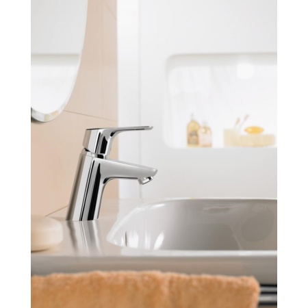 Смеситель hansgrohe Focus E2 для раковины 31733000, хром