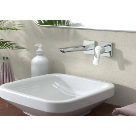 Logis Смеситель для раковины, однорычажный, Fine скрытый настенный монтаж, с изливом 20,5 см 71256000, хром