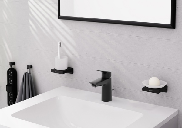 Hansgrohe Logis Смеситель для раковины 100 черный матовый 71100670