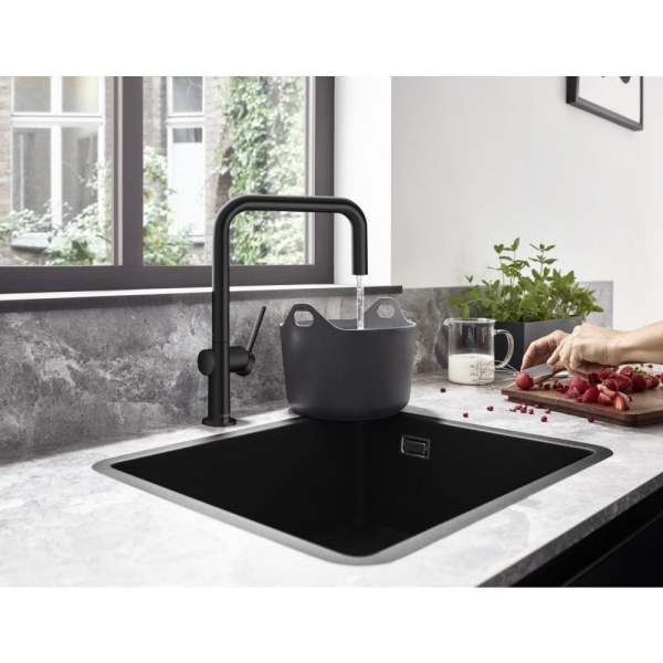Кухонный смеситель однорычажный, U 220, 1jet Hansgrohe 72806670, матовый черный