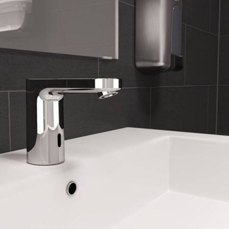 Сенсорный смеситель для раковины, питание от батареи Hansgrohe Vernis Blend 71502000 хром